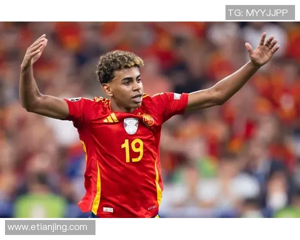 2025年足球十大顶级球星排名解析 谁将称霸足坛成为新传奇