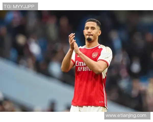 度世界足球球星精彩表现回顾与最佳球员评选分析