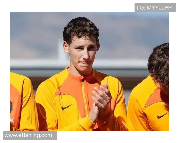 新晋球星崭露头角 各大足球豪门争相签约年轻才俊